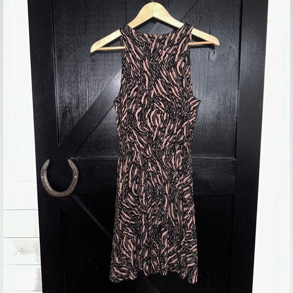 Athleta Santorini Thera Super Soft Stretchy Modal Jersey Knit Sleeveless Dress M - Picture 7 of 9